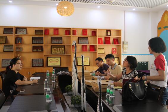 高明区档案局组织开展学校幼儿园食品安全档案建档工作检查验收