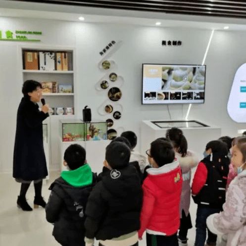 食品安全科普馆参观 知食品安全,护健康成长